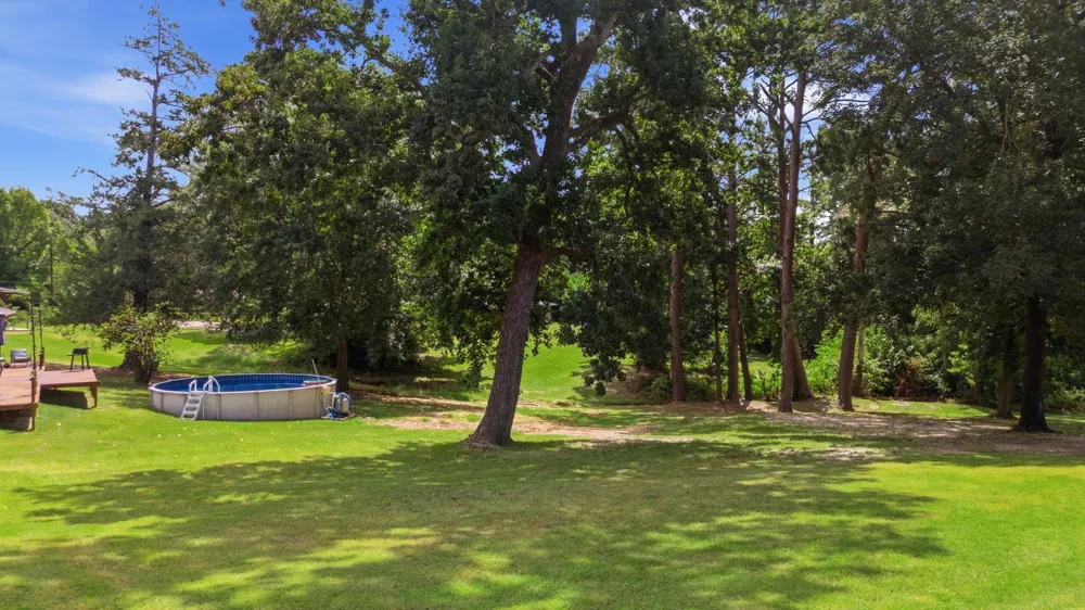 813 El Camino Drive Grapeland, TX 75844