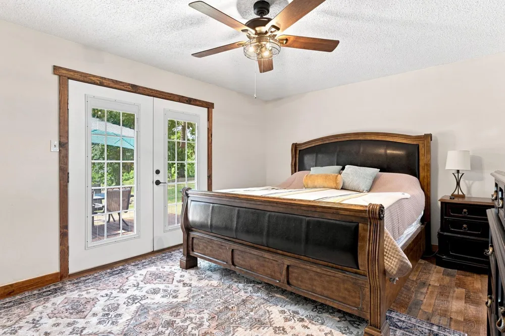 813 El Camino Drive Grapeland, TX 75844