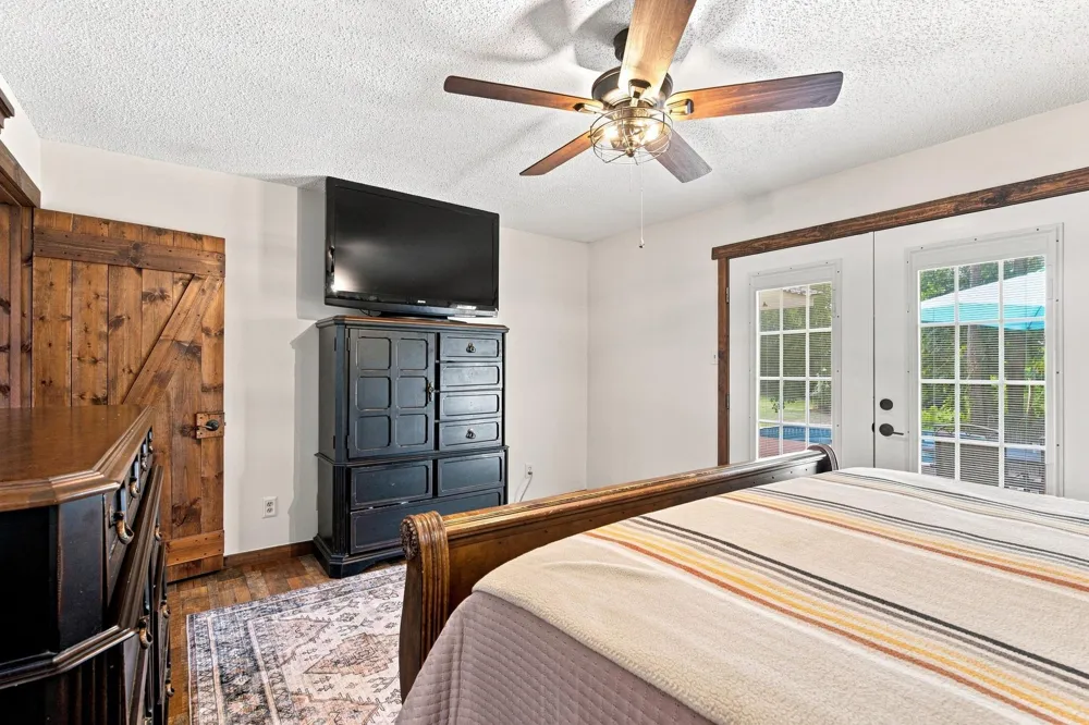 813 El Camino Drive Grapeland, TX 75844