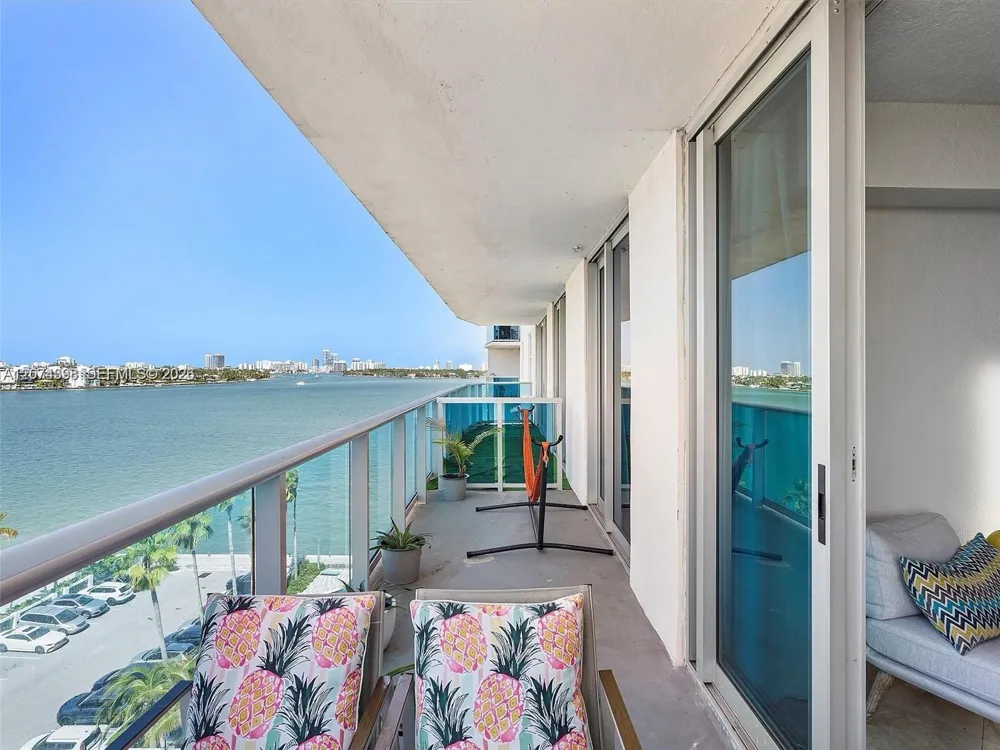 7501 E Treasure Dr #6K North Bay Village, FL 33141