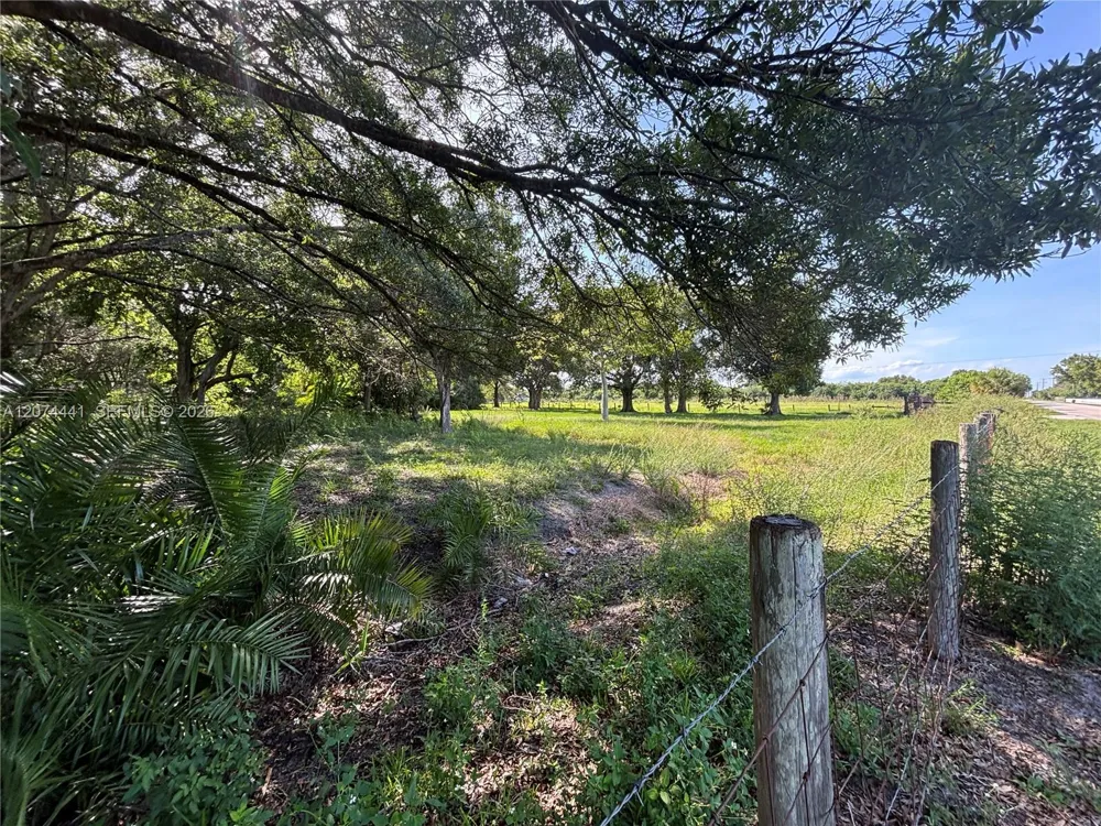 375 County Road 720 Clewiston, FL 33440