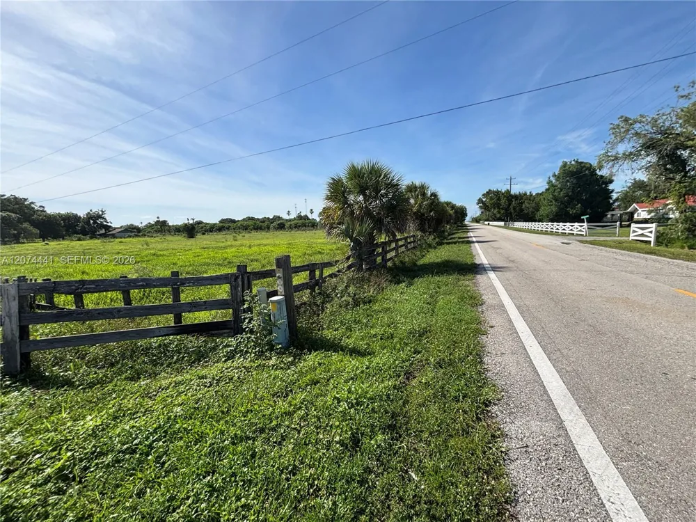 375 County Road 720 Clewiston, FL 33440