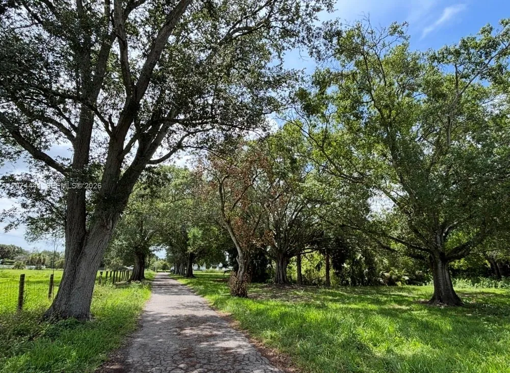 375 County Road 720 Clewiston, FL 33440