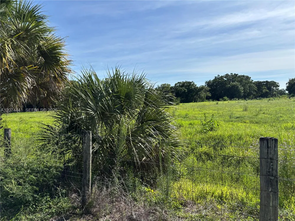 375 County Road 720 Clewiston, FL 33440