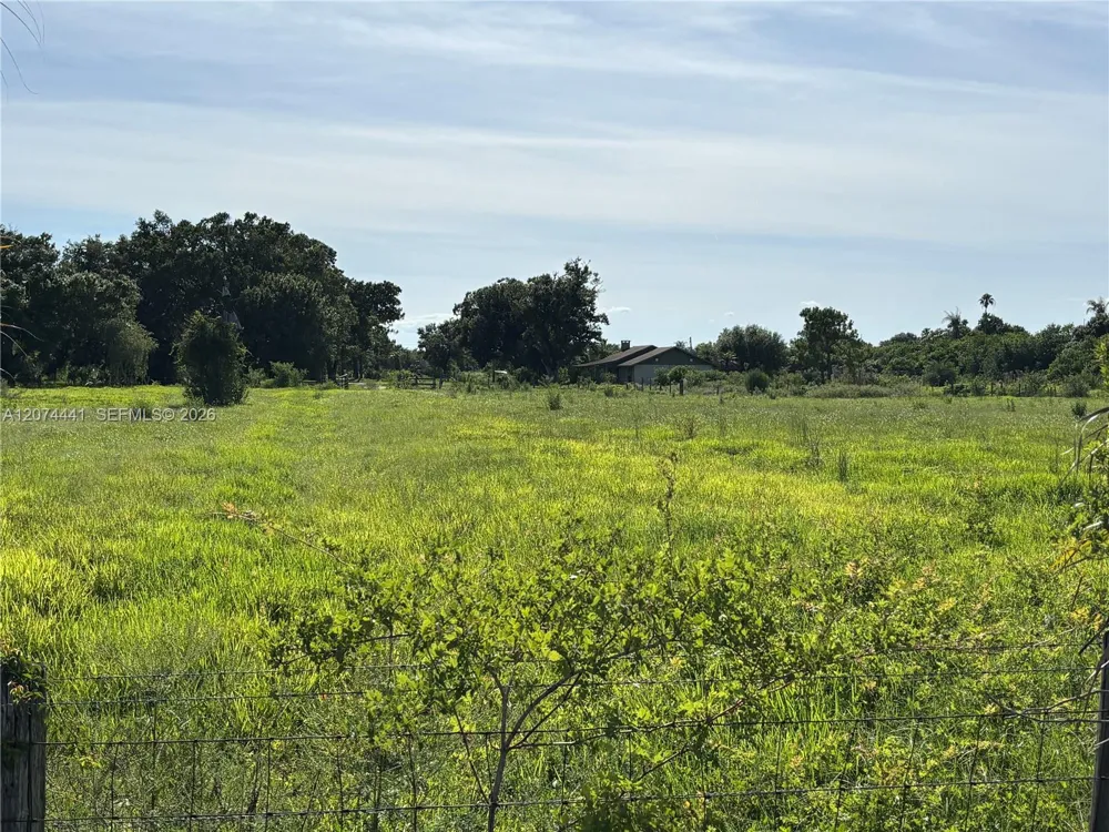 375 County Road 720 Clewiston, FL 33440