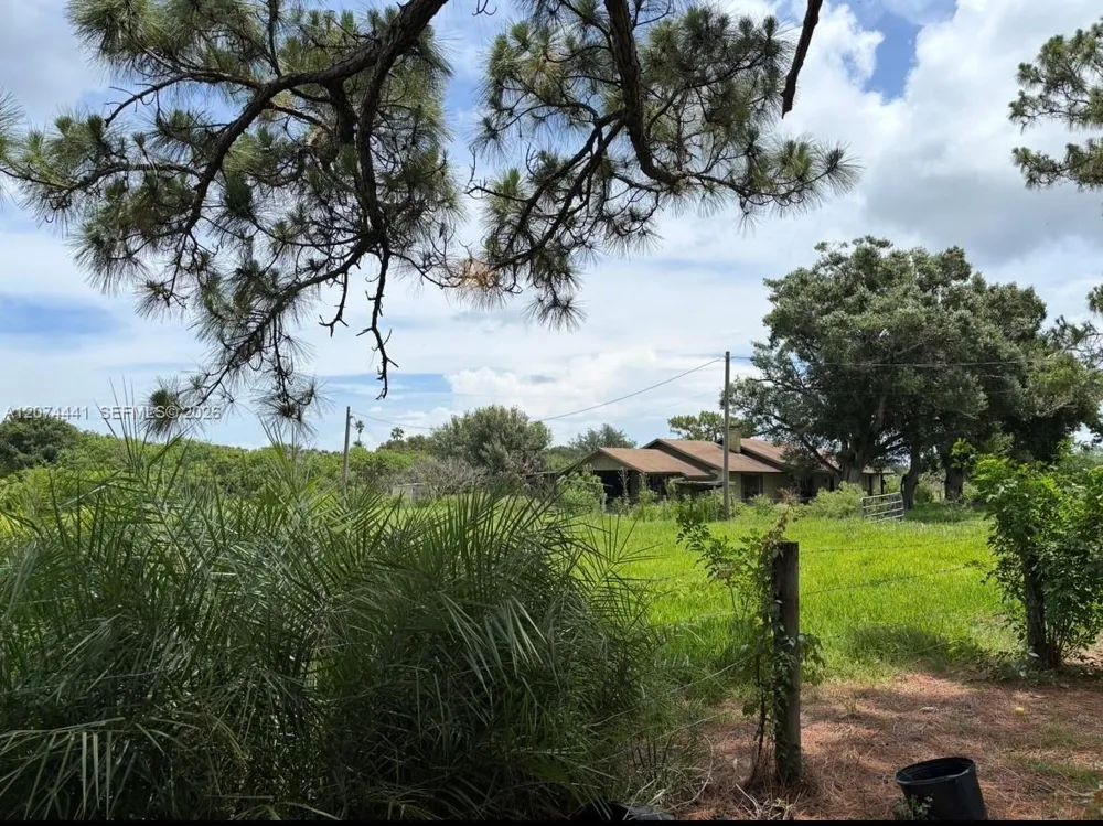 375 County Road 720 Clewiston, FL 33440