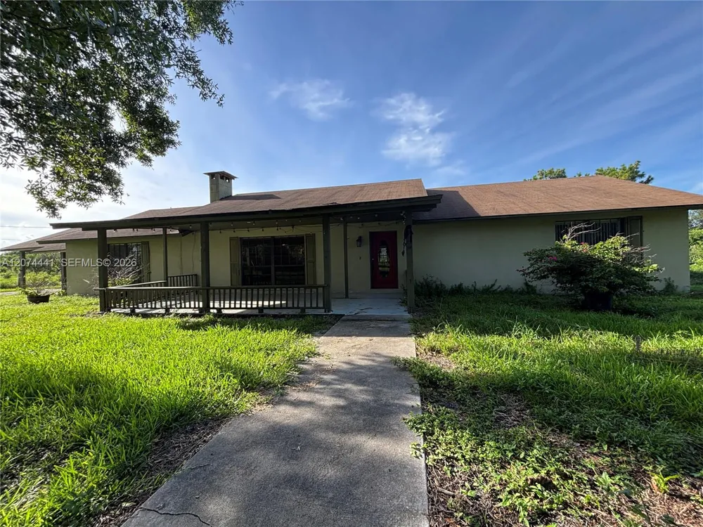 375 County Road 720 Clewiston, FL 33440