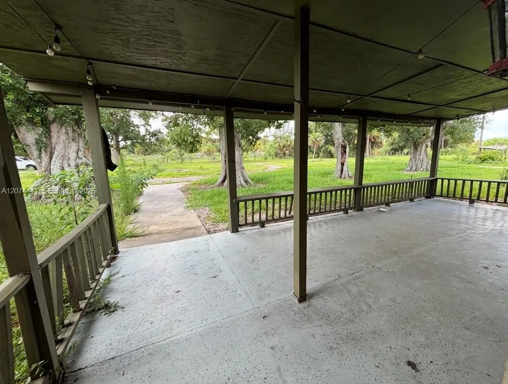 375 County Road 720 Clewiston, FL 33440