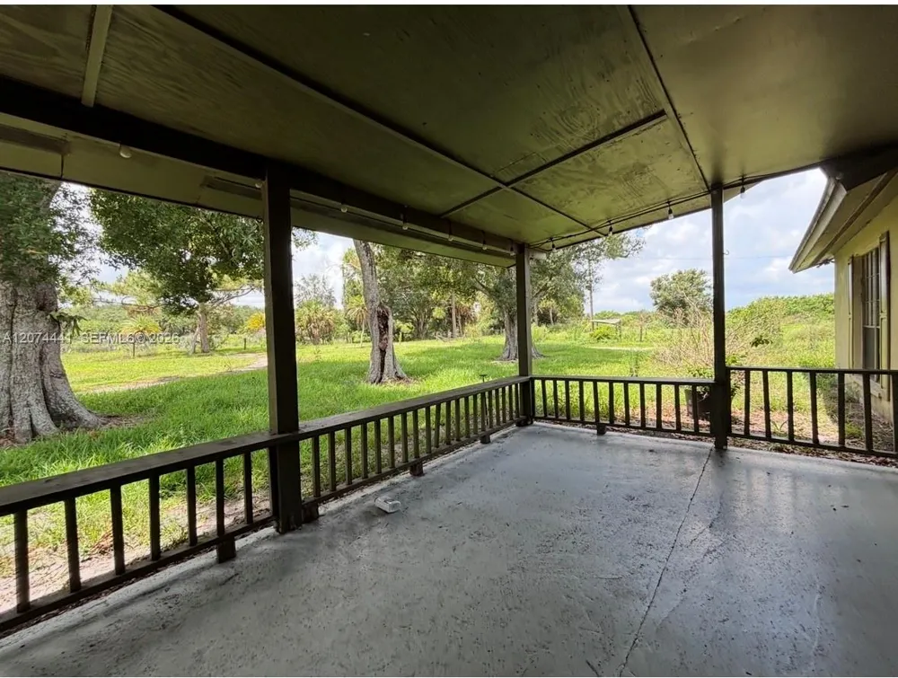 375 County Road 720 Clewiston, FL 33440