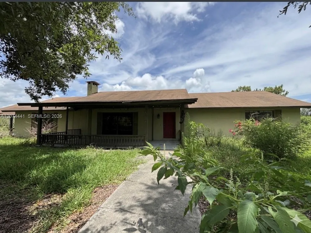 375 County Road 720 Clewiston, FL 33440