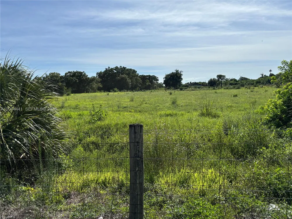 375 County Road 720 Clewiston, FL 33440
