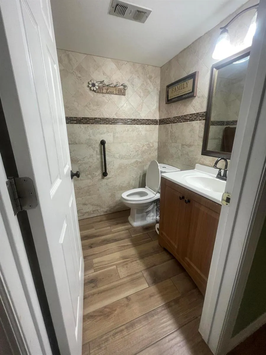702 Lori Drive #195 Palm Springs, FL 33461