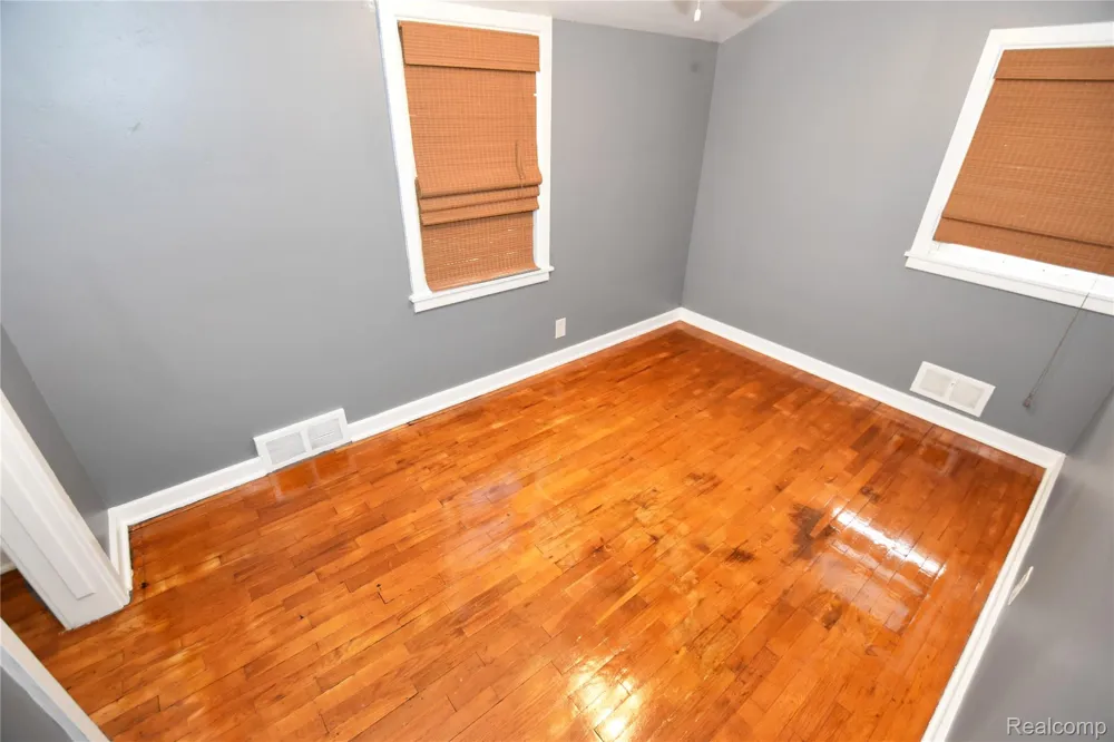 3606 Dale Avenue Flint City, MI 48506