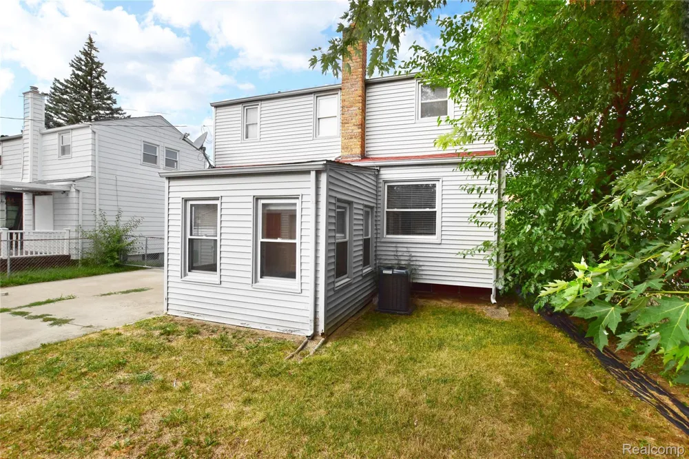 3606 Dale Avenue Flint City, MI 48506