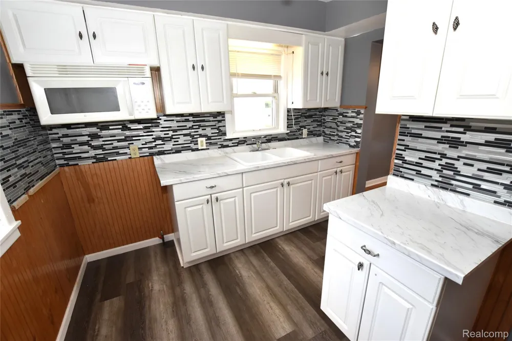3606 Dale Avenue Flint City, MI 48506