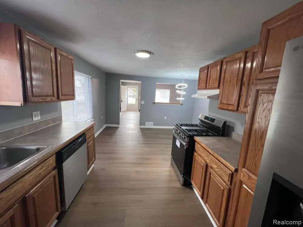 15163 S Beech Daly Road Taylor City, MI 48180