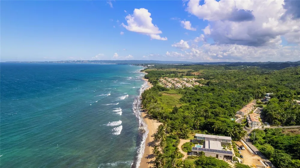 Carr. 413 Int.  Km 4 THE JUNGLE Rincon, PR 00677