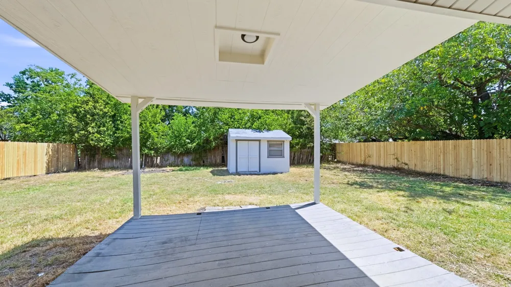 744 Windsor Drive Everman, TX 76140