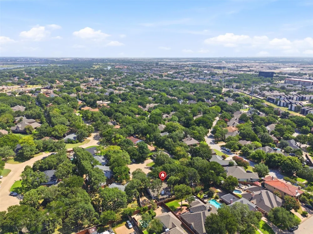 2400 York Minster Court Arlington, TX 76006