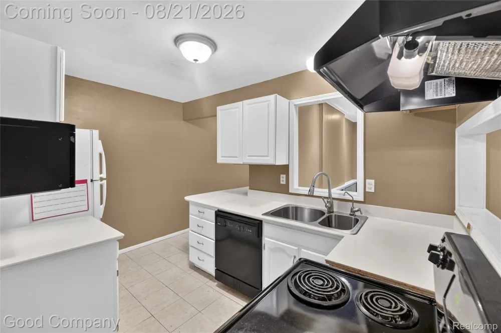3309 Sunset Drive Flint City, MI 48503