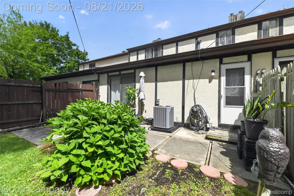 3309 Sunset Drive Flint City, MI 48503