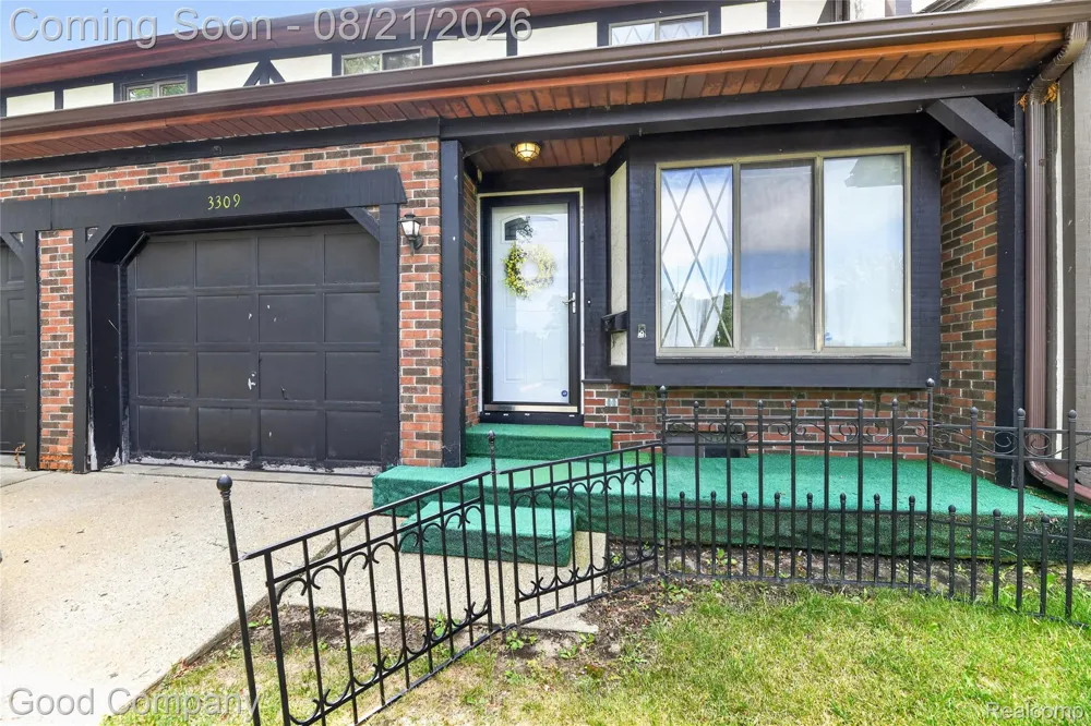 3309 Sunset Drive Flint City, MI 48503