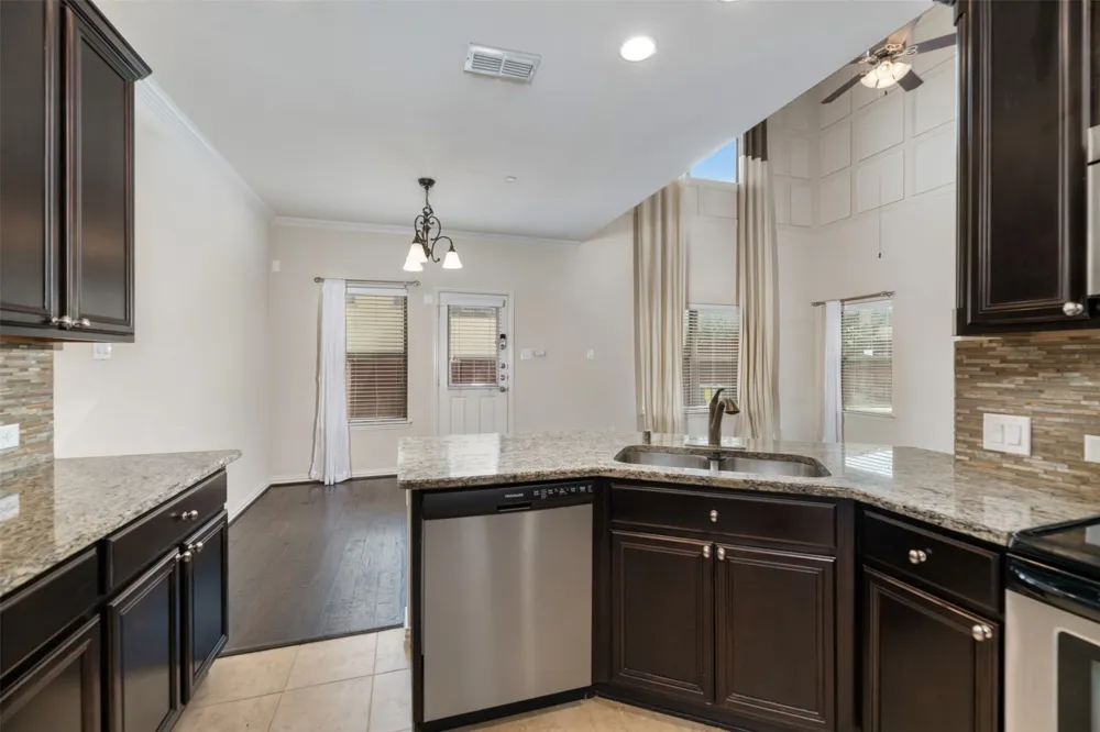 6608 Rutherford Road Plano, TX 75023