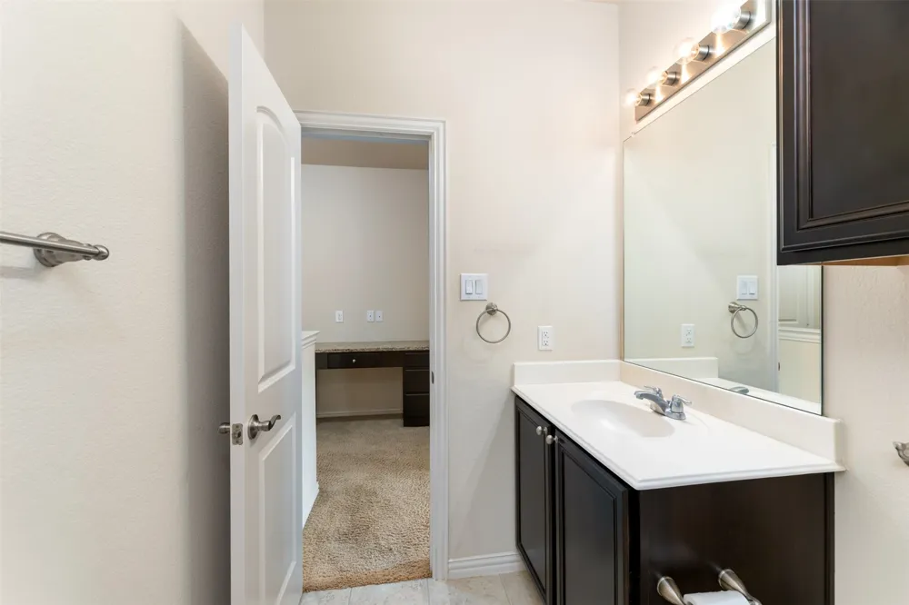 6608 Rutherford Road Plano, TX 75023