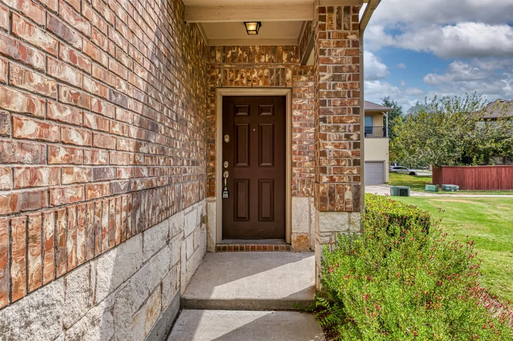 6608 Rutherford Road Plano, TX 75023