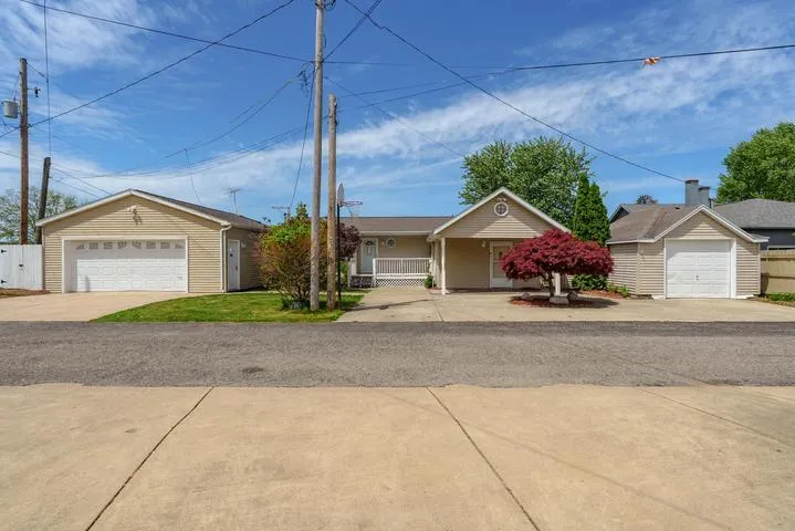 51770 Easy Street Paw Paw, MI 49079