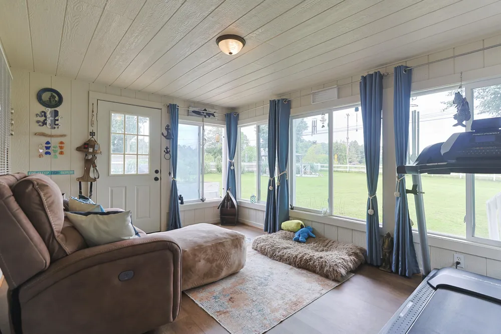 51770 Easy Street Paw Paw, MI 49079