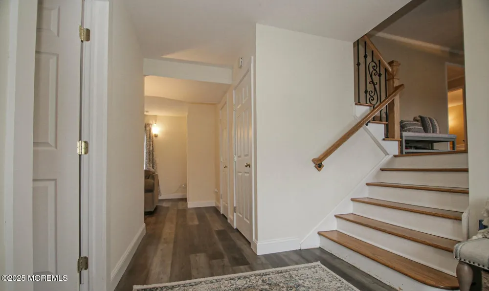 35 Birmingham Drive Manalapan, NJ 07726