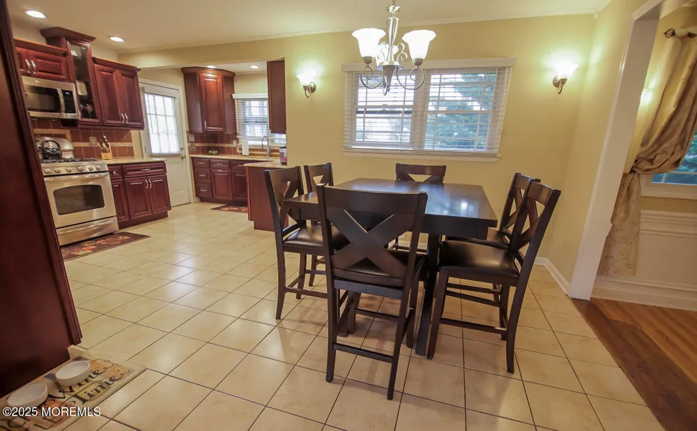 35 Birmingham Drive Manalapan, NJ 07726