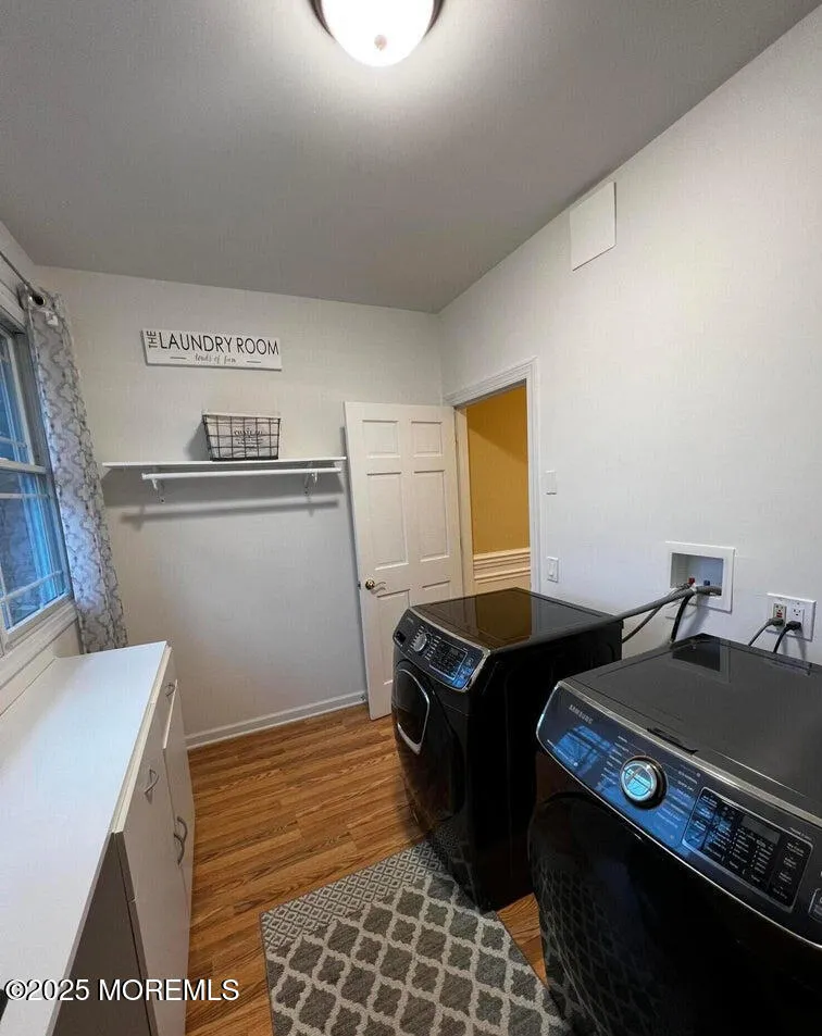 35 Birmingham Drive Manalapan, NJ 07726