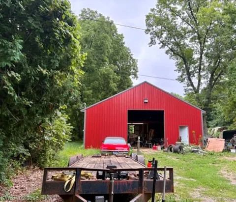 4949 Clarkston Rd Road