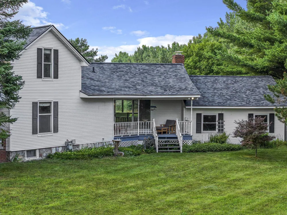 425 Garfield Road, S East Bay Township, MI 49686