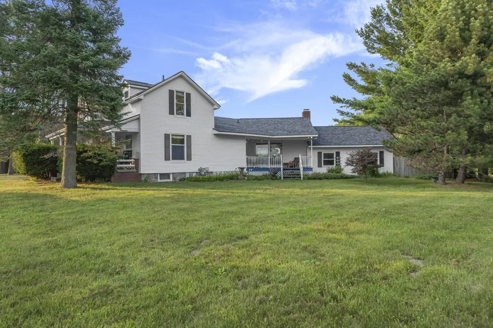 425 Garfield Road, S East Bay Township, MI 49686
