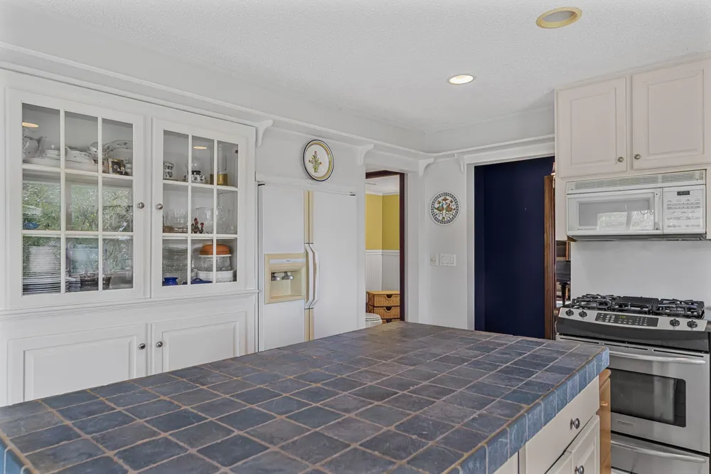 425 Garfield Road, S East Bay Township, MI 49686