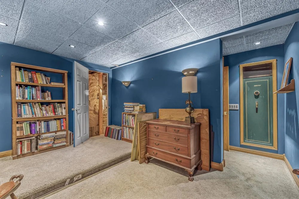 425 Garfield Road, S East Bay Township, MI 49686