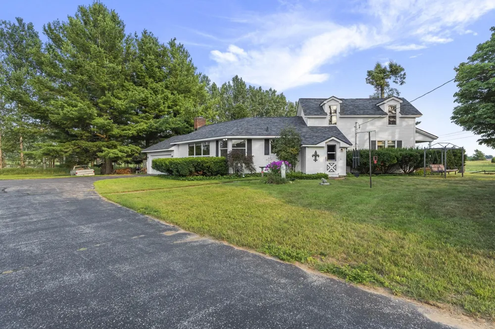 425 Garfield Road, S East Bay Township, MI 49686