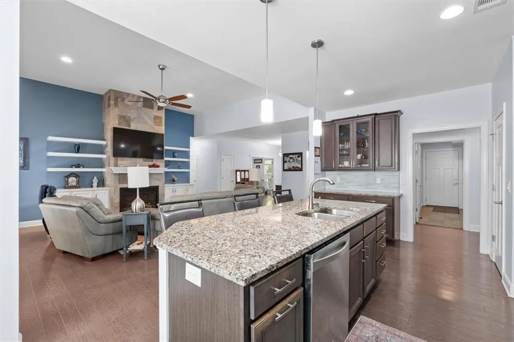 212 Overlook Way Carrollton, GA 30117