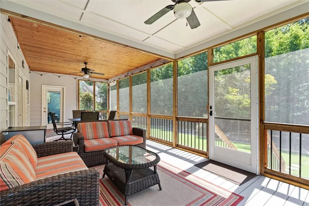 212 Overlook Way Carrollton, GA 30117
