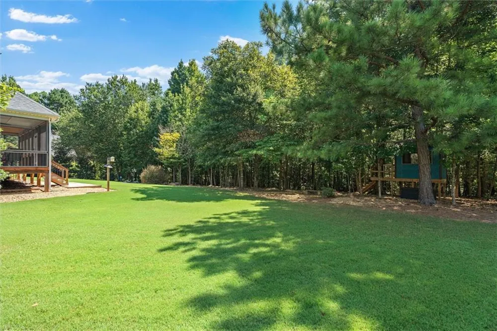 212 Overlook Way Carrollton, GA 30117