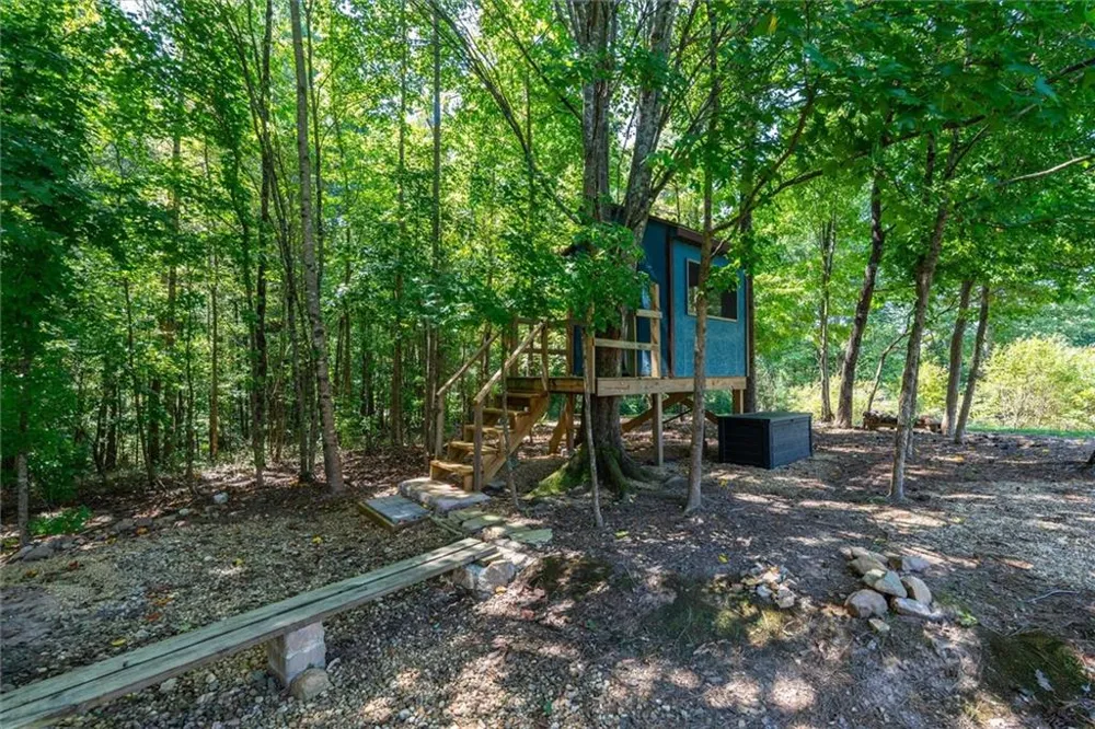 212 Overlook Way Carrollton, GA 30117