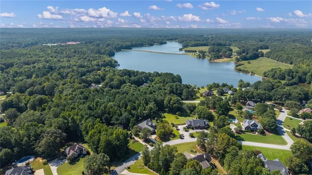 212 Overlook Way Carrollton, GA 30117