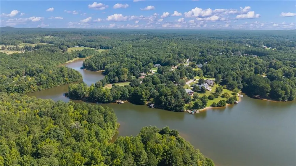 212 Overlook Way Carrollton, GA 30117