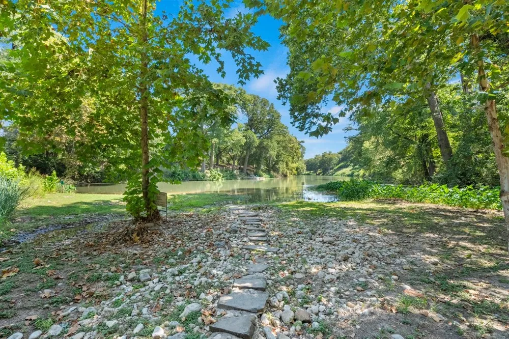1326 River Place Drive New Braunfels, TX 78130