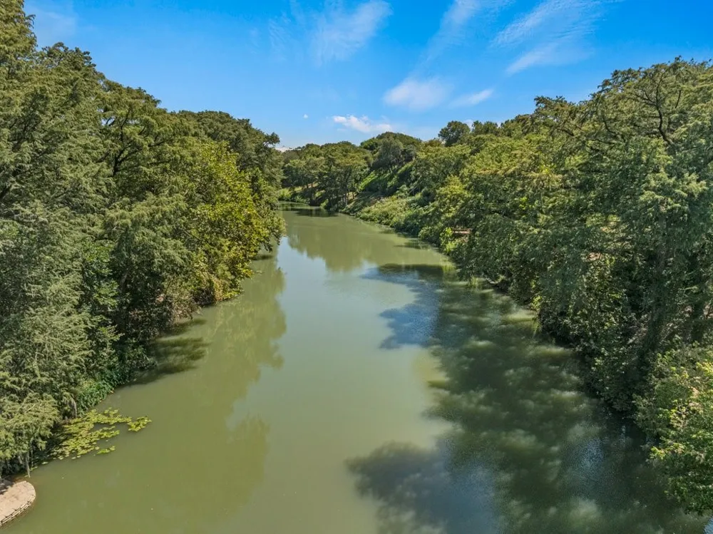 1326 River Place Drive New Braunfels, TX 78130