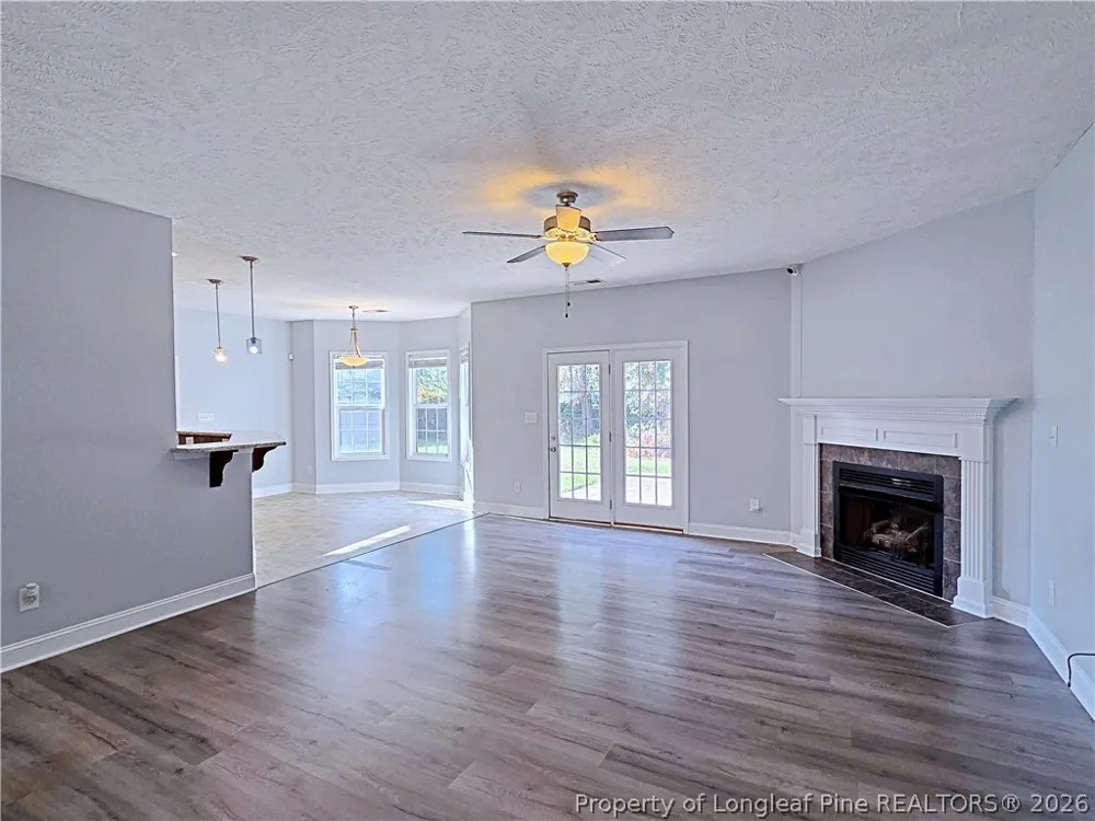 2450 Market Hill Drive Fayetteville, NC 28306