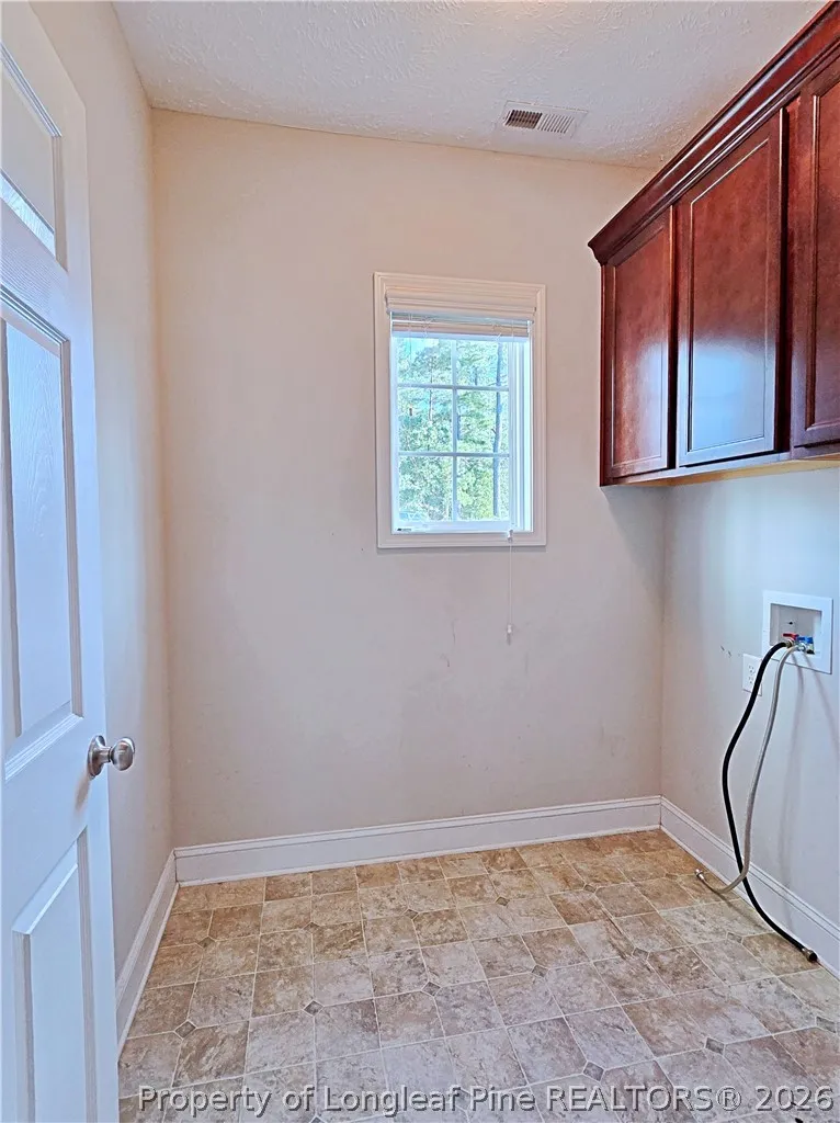 2450 Market Hill Drive Fayetteville, NC 28306